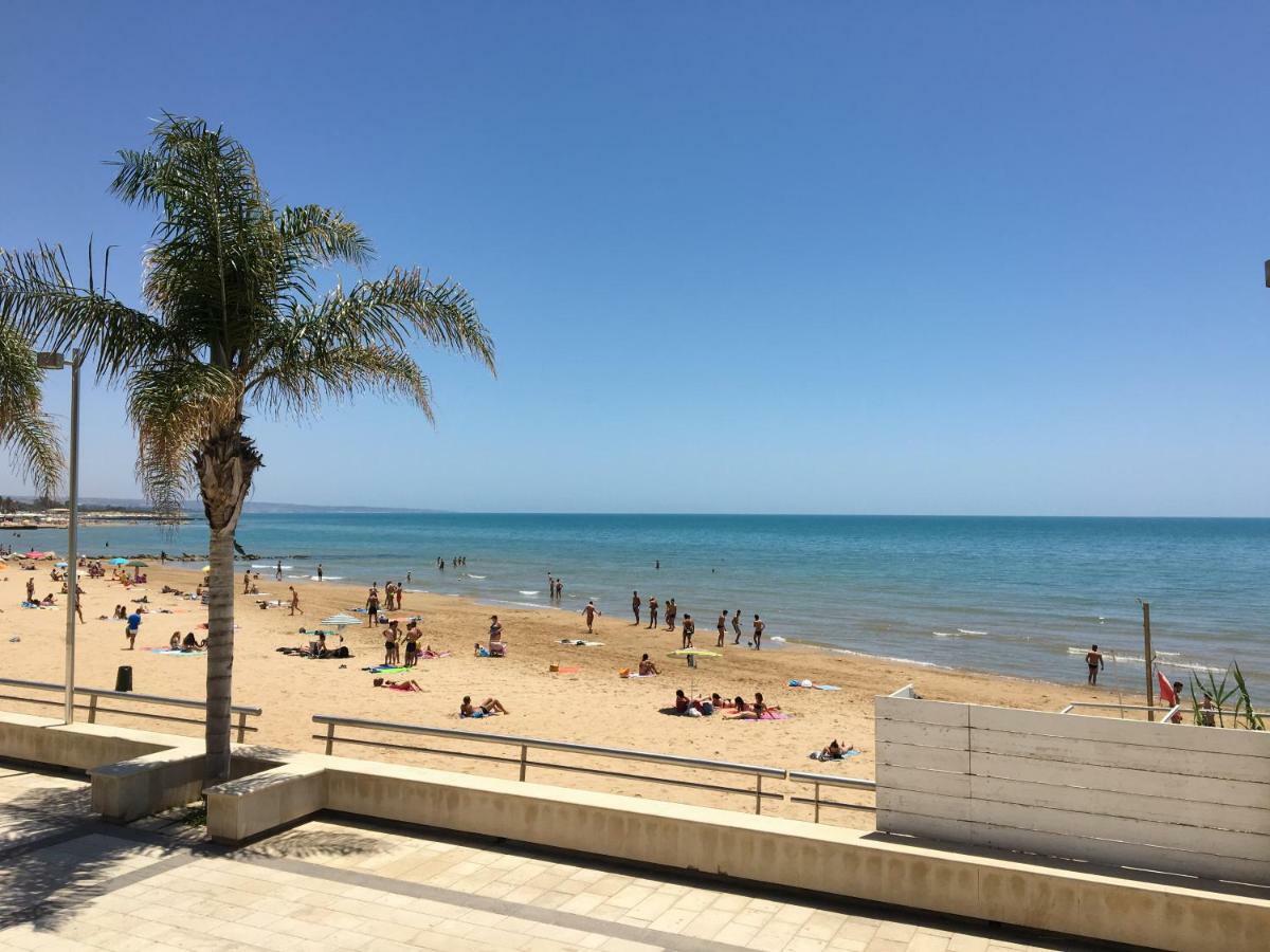 مبيت وإفطار مارينا دي راغوزا L'Onda المظهر الخارجي الصورة